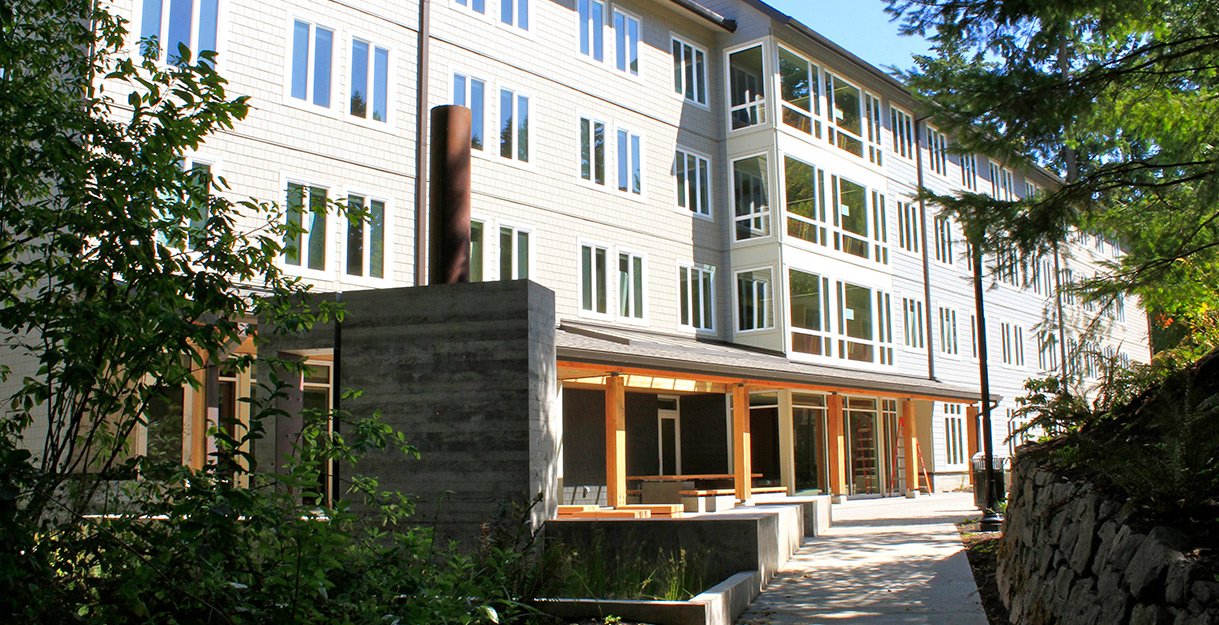 lewis and clark college dorms